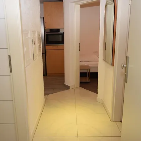 Ab Bad-cannstatt * Stoccarda