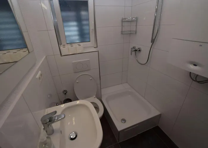 Ab Bad-cannstatt Apartment *